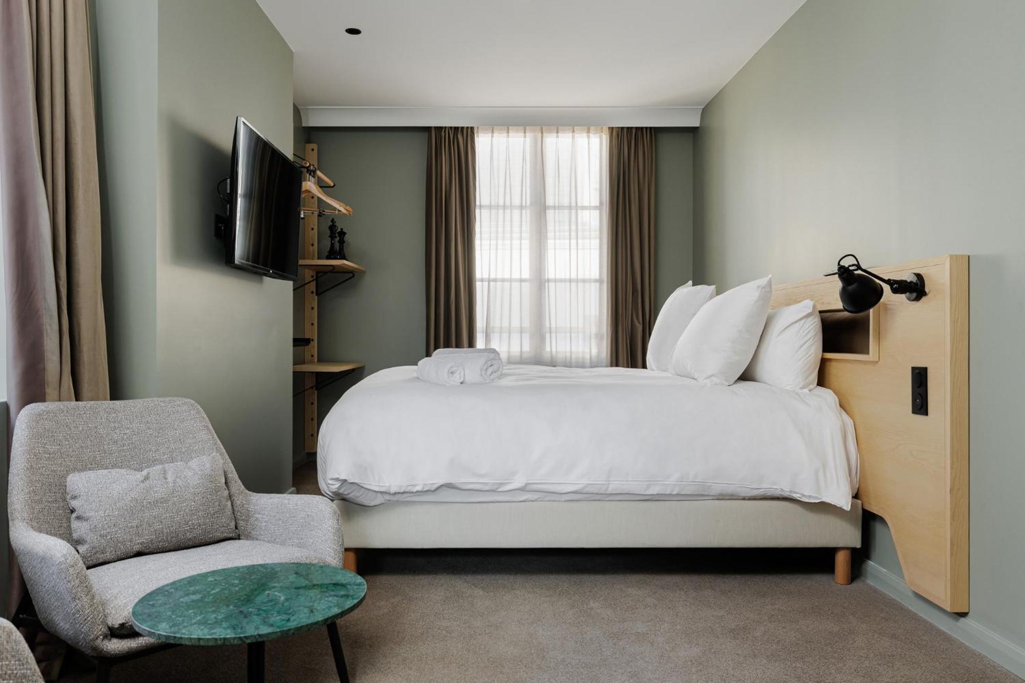 Hotel Des Sept - Entree Autonome, Reception En Ligne - Encore Mieux Orléans Eksteriør bilde